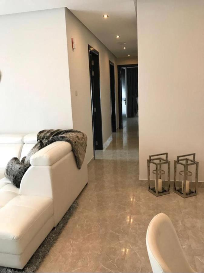 Alamaken Residence Al Hidd Bagian luar foto